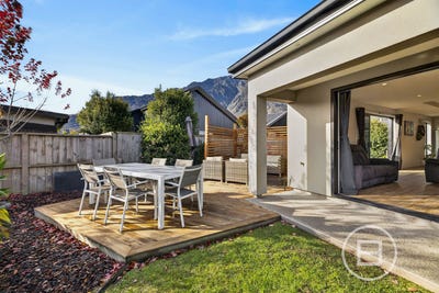 /international/nz/10-shepherd-road-jacks-point-queenstown-380066094814/
