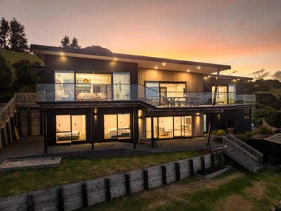 /international/nz/16-granada-lane-langs-beach-whangarei-380066120459/