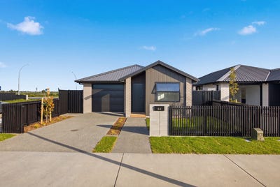 /international/nz/64-empire-crescent-papamoa-tauranga-380066175859/