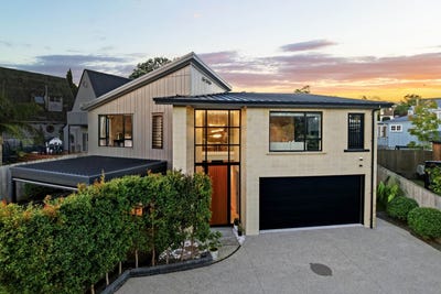 /international/nz/murrays-bay-north-shore-city-380066078087/