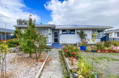 /international/nz/9-mcconnell-street-mataura-gore-380066089352/