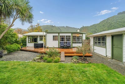 /international/nz/akatarawa-road-birchville-upper-hutt-city-380066103543/