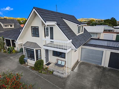 /international/nz/37-middle-road-havelock-north-hastings-380066100892/