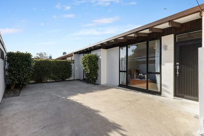 /international/nz/saint-albans-canterbury-380066107420/