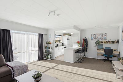 /international/nz/25a-manawa-avenue-raumati-beach-kapiti-coast-380066106143/