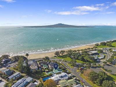 /international/nz/2-seabreeze-road-devonport-north-shore-city-380066094654/