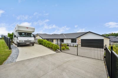 /international/nz/3-herring-place-omokoroa-western-bay-of-plenty-380066184933/