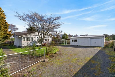 /international/nz/64-york-street-masterton-wairarapa-380066170778/