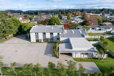 /international/nz/rotorua-central-rotorua-380066132311/