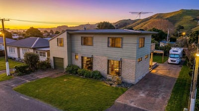 /international/nz/20-lysnar-street-okitu-gisborne-380066105337/