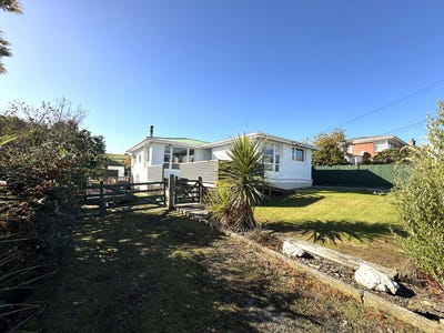 /international/nz/50-gormack-street-balclutha-clutha-380066091144/