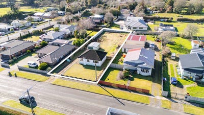 /international/nz/60-swansea-road-stratford-taranaki-380066175051/