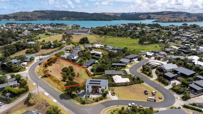 /international/nz/5-primrose-street-raglan-waikato-380066102883/