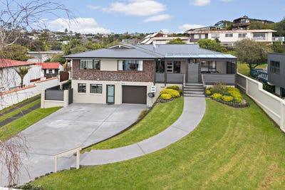 /international/nz/32-amante-crescent-mairangi-bay-north-shore-city-380066168693/