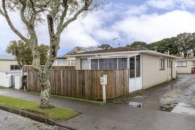 /international/nz/hoyle-place-westown-taranaki-380066109715/