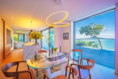 /international/nz/belmont-north-shore-city-380066089637/
