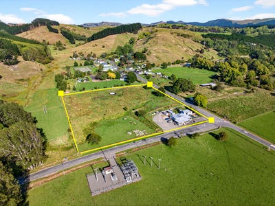 /international/nz/1-charles-street-tinui-masterton-380066114907/