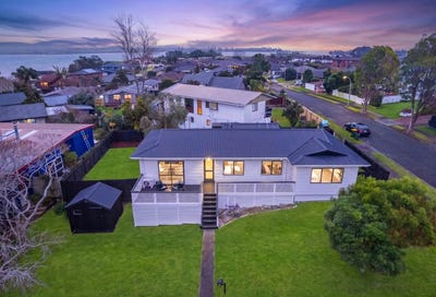 /international/nz/1-dalmahoy-place-wattle-downs-manukau-city-380066179243/