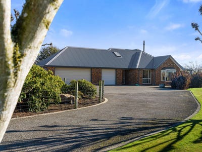 /international/nz/831-waterholes-road-rolleston-selwyn-380066176188/