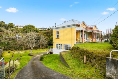 /international/nz/12-golf-road-taumarunui-ruapehu-380066182917/
