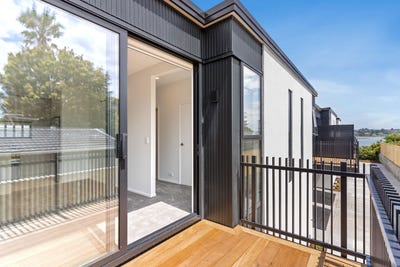 /international/nz/35-selwyn-street-tauranga-central-tauranga-380066119374/