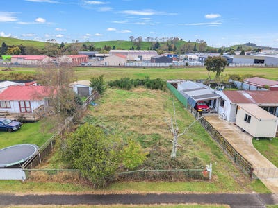 /international/nz/19-dalmeny-street-tokoroa-south-waikato-380066097545/