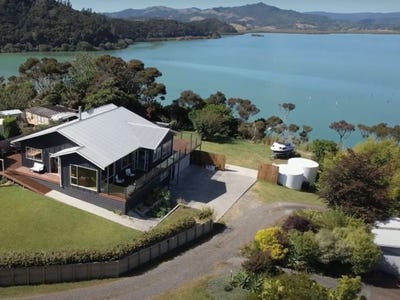 /international/nz/23-lewer-road-whangaroa-far-north-380066089334/