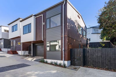 /international/nz/30-kiteroa-terrace-rothesay-bay-north-shore-city-380066095976/