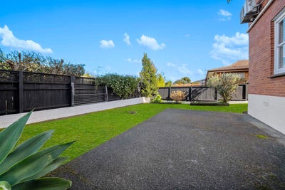 /international/nz/19-turama-road-royal-oak-auckland-city-380066169544/