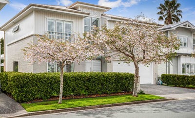/international/nz/20-kensington-drive-orewa-rodney-380066119040/