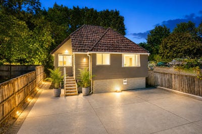/international/nz/belmont-north-shore-city-380066174537/