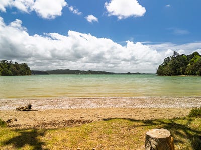 /international/nz/73-pipiroa-road-russell-far-north-380066114443/