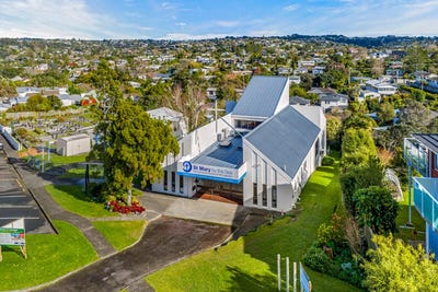 /international/nz/168-deep-creek-road-torbay-north-shore-city-380066182551/