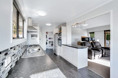 /international/nz/amanda-avenue-dinsdale-hamilton-city-380066110771/