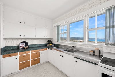 /international/nz/normandale-lower-hutt-city-380066090785/