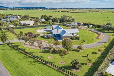/international/nz/76-pohutukawa-drive-levin-horowhenua-380066118363/