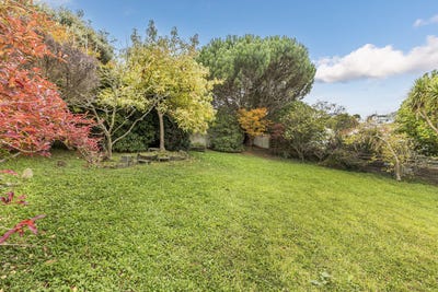 /international/nz/wakefield-terrace-tawa-wellington-city-380066092112/