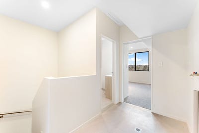 /international/nz/11-seymour-road-sunnyvale-waitakere-city-380066169330/