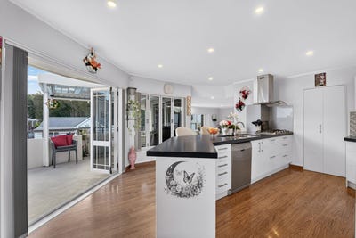/international/nz/29-enfield-road-napier-hill-napier-city-380066174380/