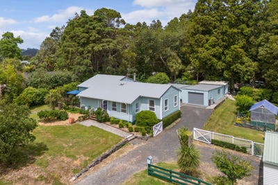 /international/nz/135-consols-street-waihi-hauraki-380066106417/