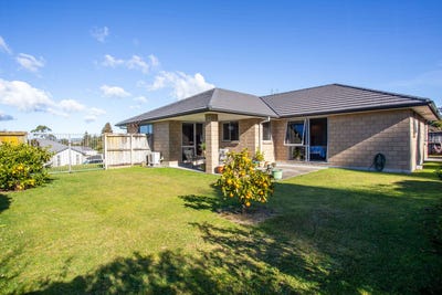 /international/nz/6-magnolia-lane-waihi-hauraki-380066179835/