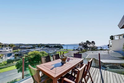 /international/nz/4-davis-crescent-paihia-far-north-380066169069/