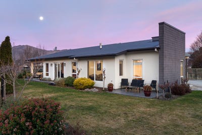 /international/nz/4-aurum-court-cromwell-central-otago-lakes-district-380066177459/