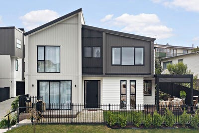 /international/nz/1-montana-avenue-murrays-bay-north-shore-city-380066075939/