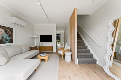 /international/nz/3-yozin-road-swanson-auckland-380066098907/