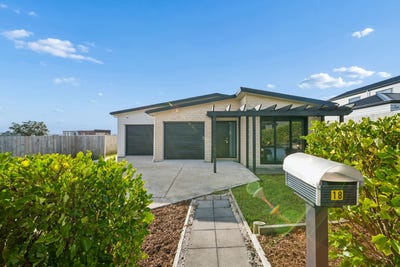 /international/nz/otohikawa-avenue-glenbrook-auckland-380066121456/