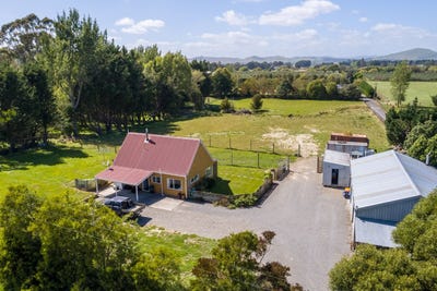 /international/nz/122-gordon-street-masterton-wairarapa-380066110964/