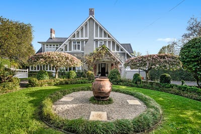 /international/nz/45-watling-street-epsom-auckland-city-380066105567/