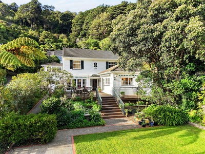 /international/nz/walter-road-eastbourne-lower-hutt-city-380066098281/