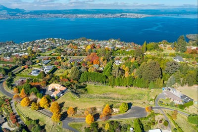 /international/nz/137-acacia-heights-drive-acacia-bay-taupo-380066106581/